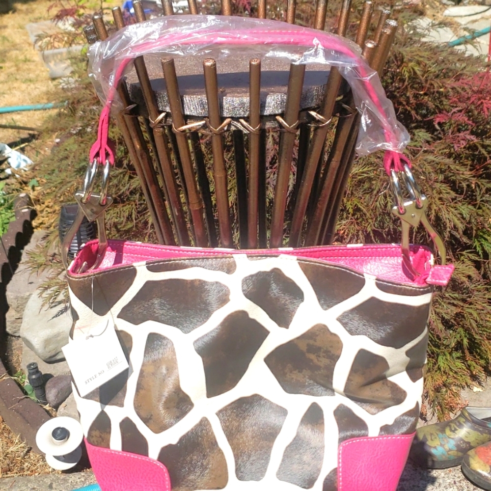 Faux cow skin and cegan pink leather purse